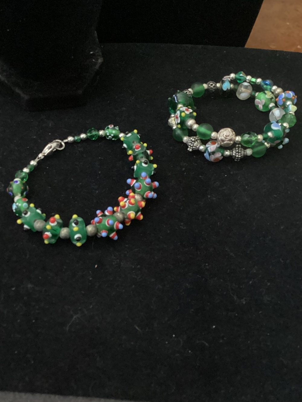 Handcrafted Green Glass Bead Bracelet with Colorful Accent Beads